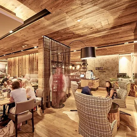 Gaestehaus Wenisch Ξενοδοχείο με διαμερίσματα *
