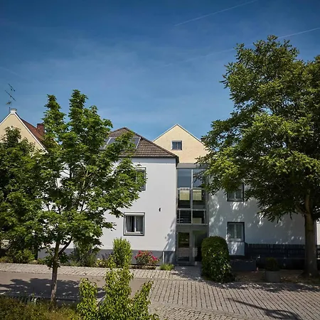 アパートホテル Gaestehaus Wenisch 4*